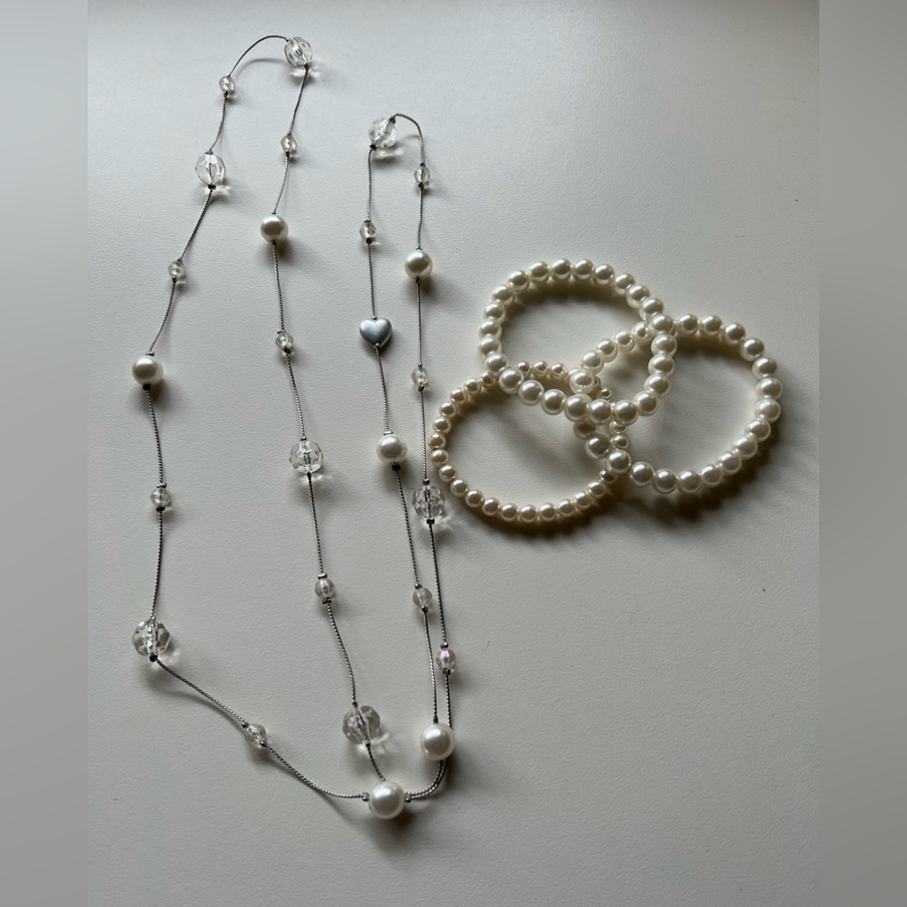 Vintage Sterling Silver Long Necklace And 3 Vintage Pearl Bracelets